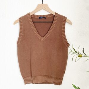Brandy Melville Brown Knit Sleeveless Sweater Vest